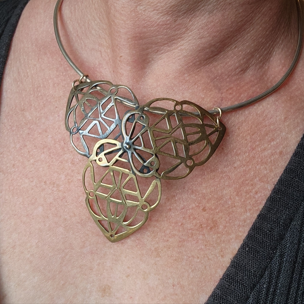 Elegant Gold and Silver Women's Necklace